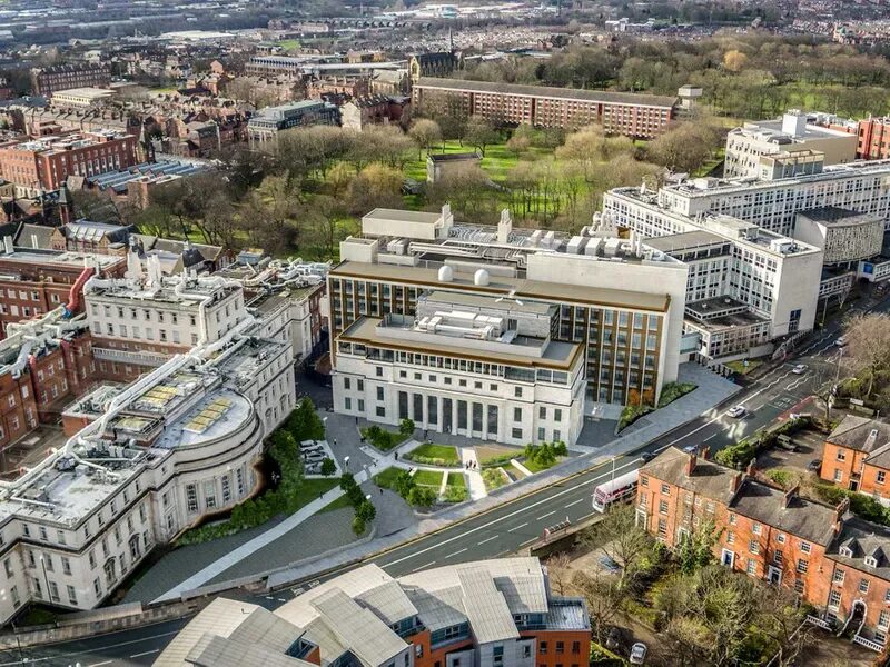 Selection university. Университет лидса. университет лидс америка. leeds university фото. жк лидс.
