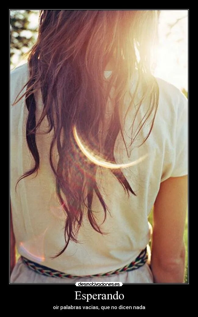 девушка отвернутая картинка. отвергнутые девочки. отвергнутая девушка. светлая девушка. отвергнутая девушка.