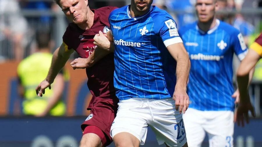 Хоффенхайм форма 20 21. Дармштадт 98 хоффенхайм матч. Дармштадт 98 хоффенхайм матч. Хоффенхайм фрайбург. Теродде симон шальке 04.