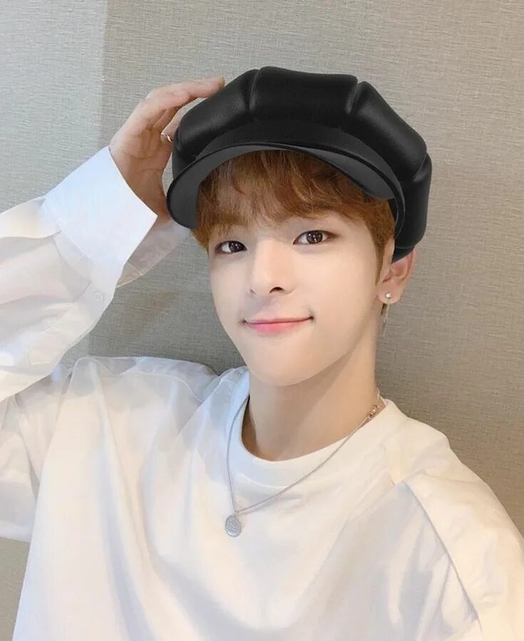 Уджин скз. Уджин из stray kids. Уджин скз. У джин stray kids. Уджин скз.