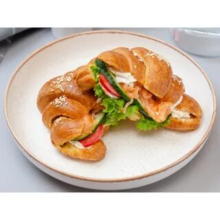 Круассан с красной рыбой рецепт