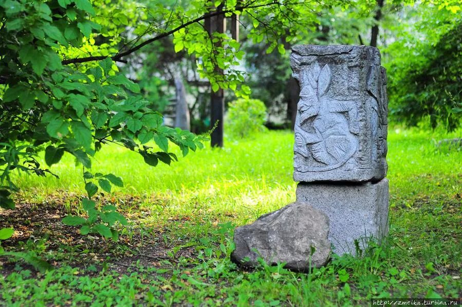 Памятник природного значения. Сад скульптур Сыктывкар. Парк скульптур Сыктывкар. Сад скульптур национальной галереи Сыктывкар. Музей памятников природы.