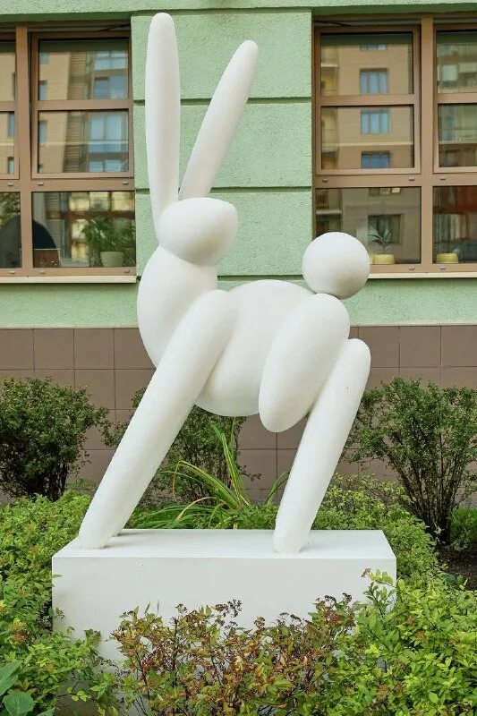 огюст роден фавн нежинский. гудон - поцелуй. скульптурная композиция из металла мужчина и женщина в гатчине. подарю скульптуру. гудон жан антуан медный всадник.