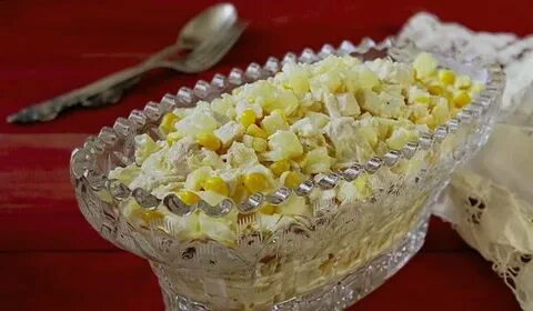 Салат с мясом кукурузой яйцом