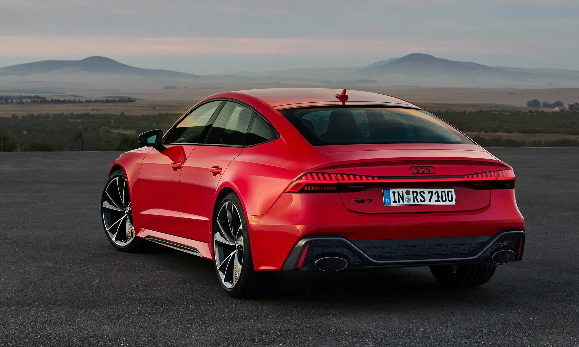 Audi rs7 sportback 2017. Audi rs7 sportback. Ауди рс спортбэк. Audi rs7 sportback 2021. Audi rs7 sportback.