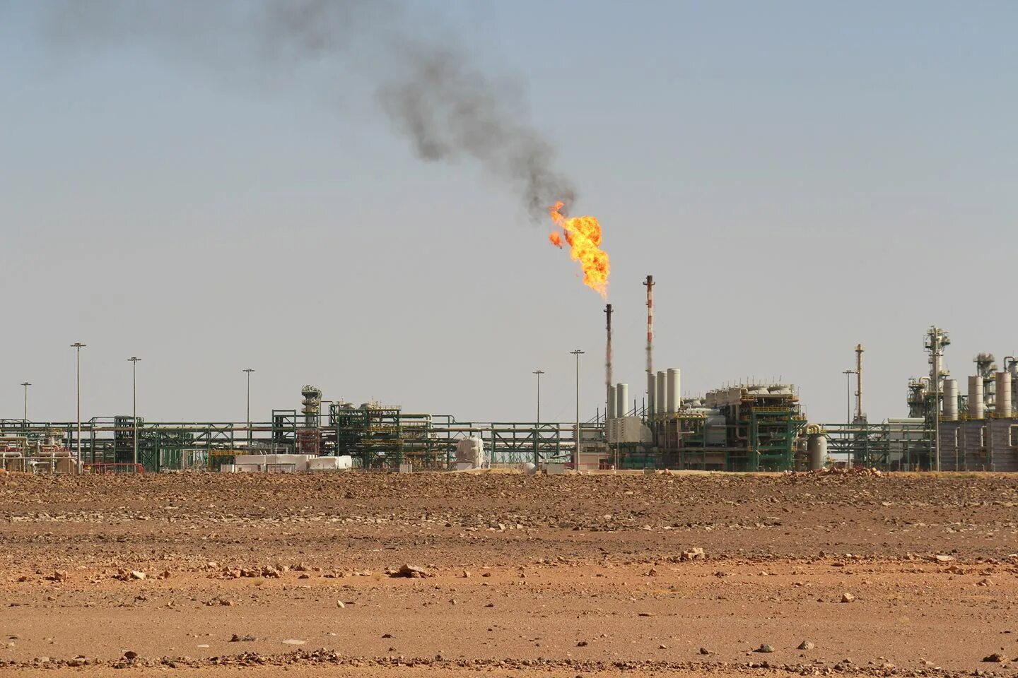 Индонезия ливия прогноз. Национальная нефтяная корпорация ливии. добыча нефти в ливии. ливия месторождения нефти. добыча нефти ливия 2025.