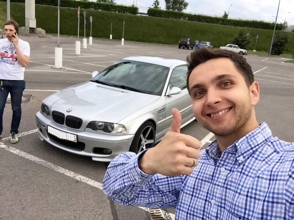 Владелец бмв. Бмв хозяев. счастливый владелец bmw. типичный автовладелец.