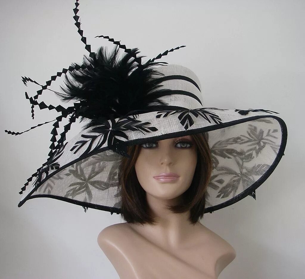 Оригинальная шляпа. Дизайнерские шляпы женские. Дамская шляпка. Интересные шляпки. Как украсить шляпку