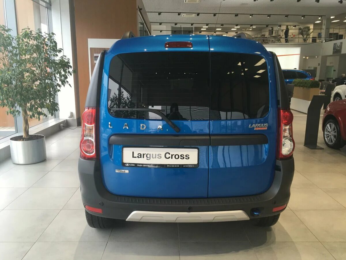 Lada largus 2012 - 2021. защита бампера ларгус кросс. накладки на арки лада ларгус кросс. пороги пластмассовые lada largus kross. накладки largus cross.