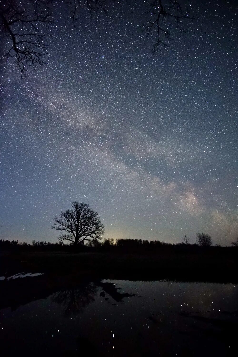 ночь и тишина. светлая ночь. тихая ночь фото. ночью светлой ночью белой. серебристые облака.