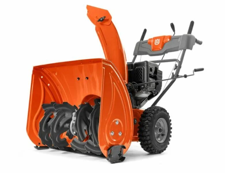 Масло снегоуборщик хускварна. Husqvarna st131. Масло для снегоуборщика 4 тактное. Трансмиссия для снегоотбрасывателя husqvarna артикул: 5324450-58. Снегоотбрасыватель husqvarna.