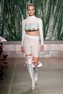 Look 31. 