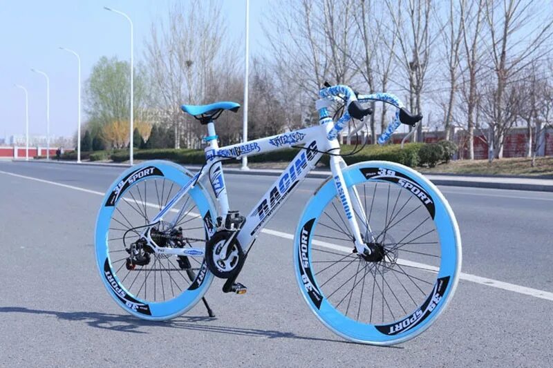 Велики в казахстане. Скоростной велосипед мерседес бенц. Bmw green bike велосипед. Продается велосипед. Велосипед 24 raveric 21-скорость (литье черно-красный).