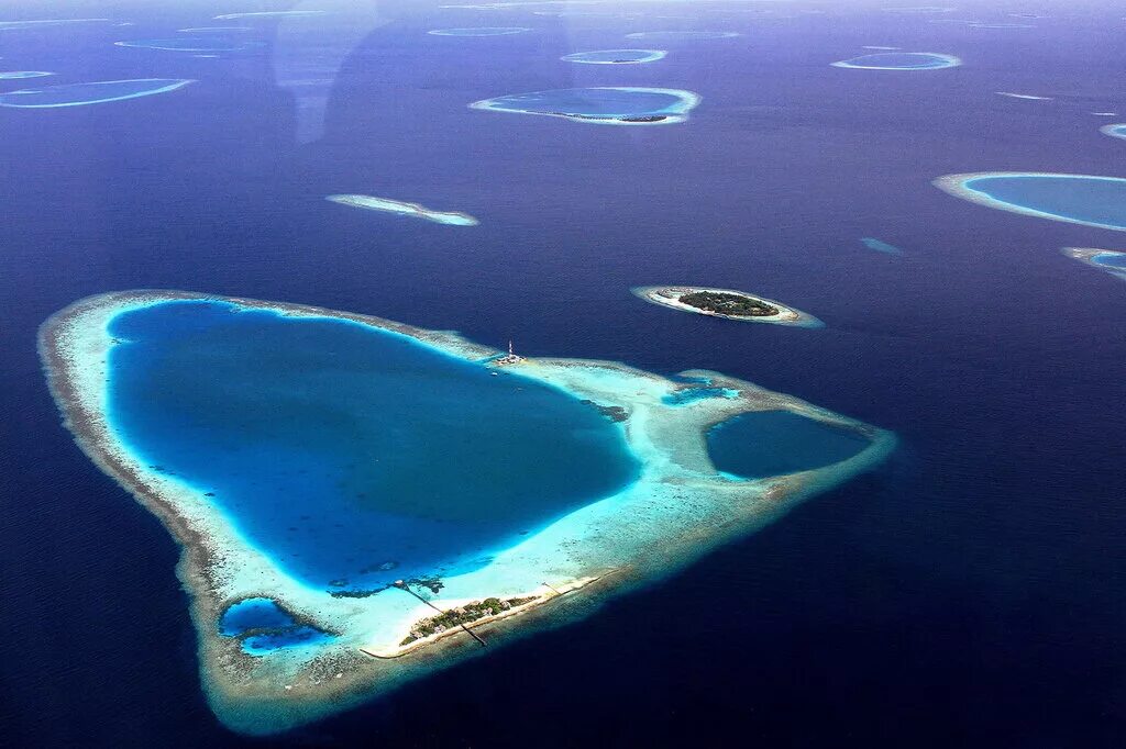 Индийский океан Мальдивы. Жемчужина индийского океана. Жемчужина картинке Мальдивы. Индийский океан Мальдивы фото.