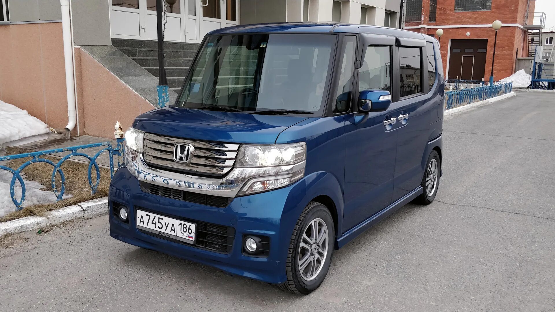 Custom 2019. Хонда н бокс кастом. honda n box custom 2019 серый. хонда н бокс кастом 2019. honda н бокс 2019 японец.