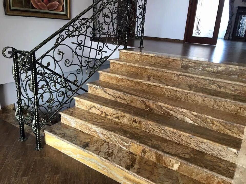 Красивые столы из мрамора. Пол из натурального камня. Балтик браун гранит. Мраморная столешница. Пол из мрамора.