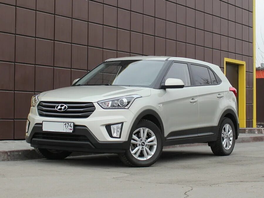 Купить крету 2019 года. Хендай Крета 2022 дилер. Hyundai Creta 2022 бежевый. Крета 2 ВК. Хендай Крета 2019 габариты.