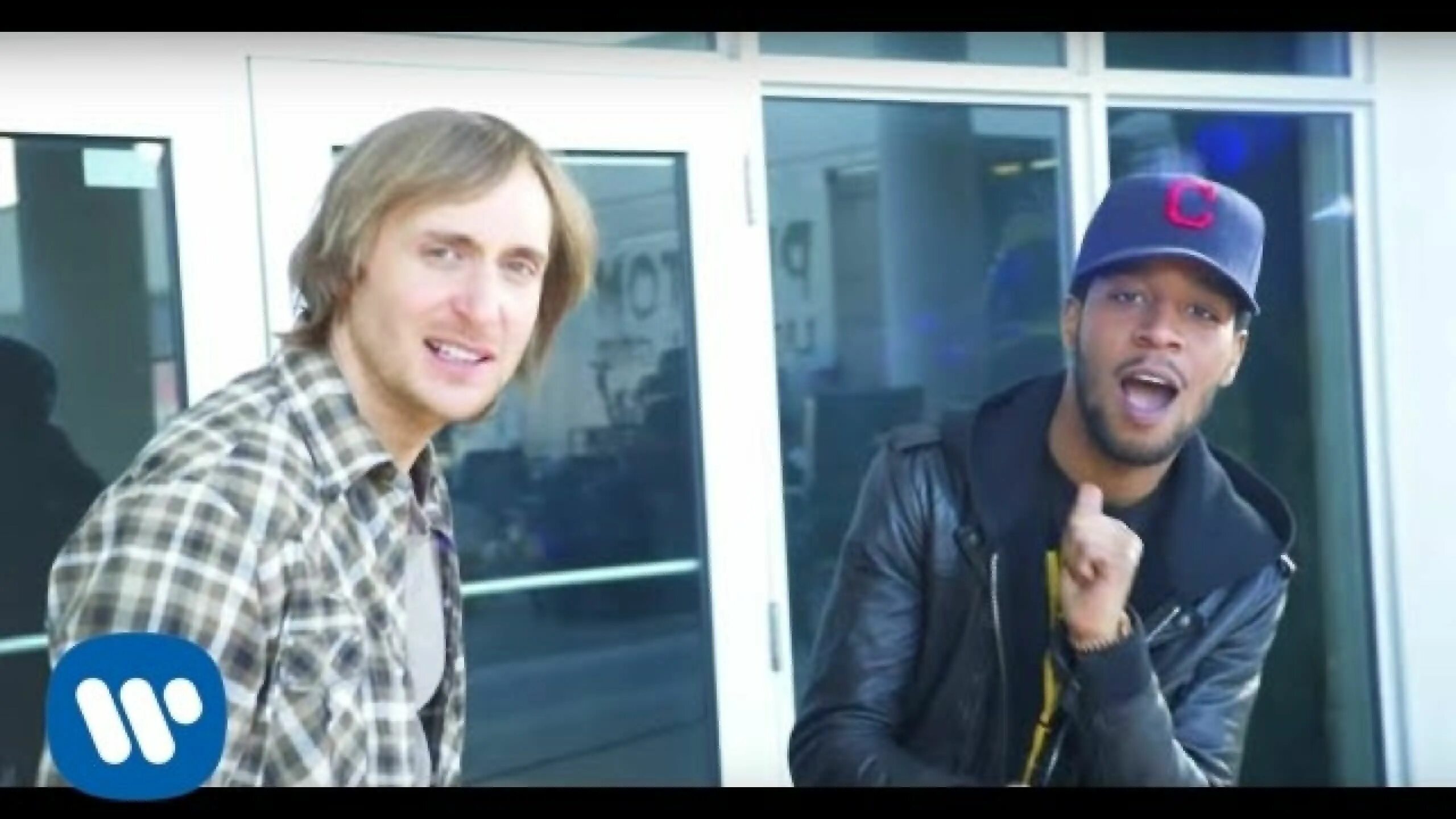 Песня memories david. David guetta kid cudi memories. клип давид гуетта меморис. david guetta feat. kid cudi. memories дэвид гетта.