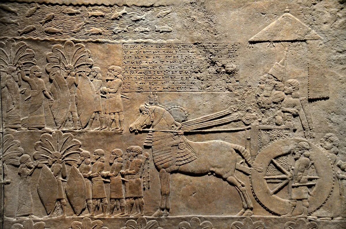 В четвертом моем походе бог ашшур. Ашур Ассирия. Ашурбанипал Ассирия. Ниневия Ассирия. Дворец Ашшурбанипала в Ниневии рельефы.