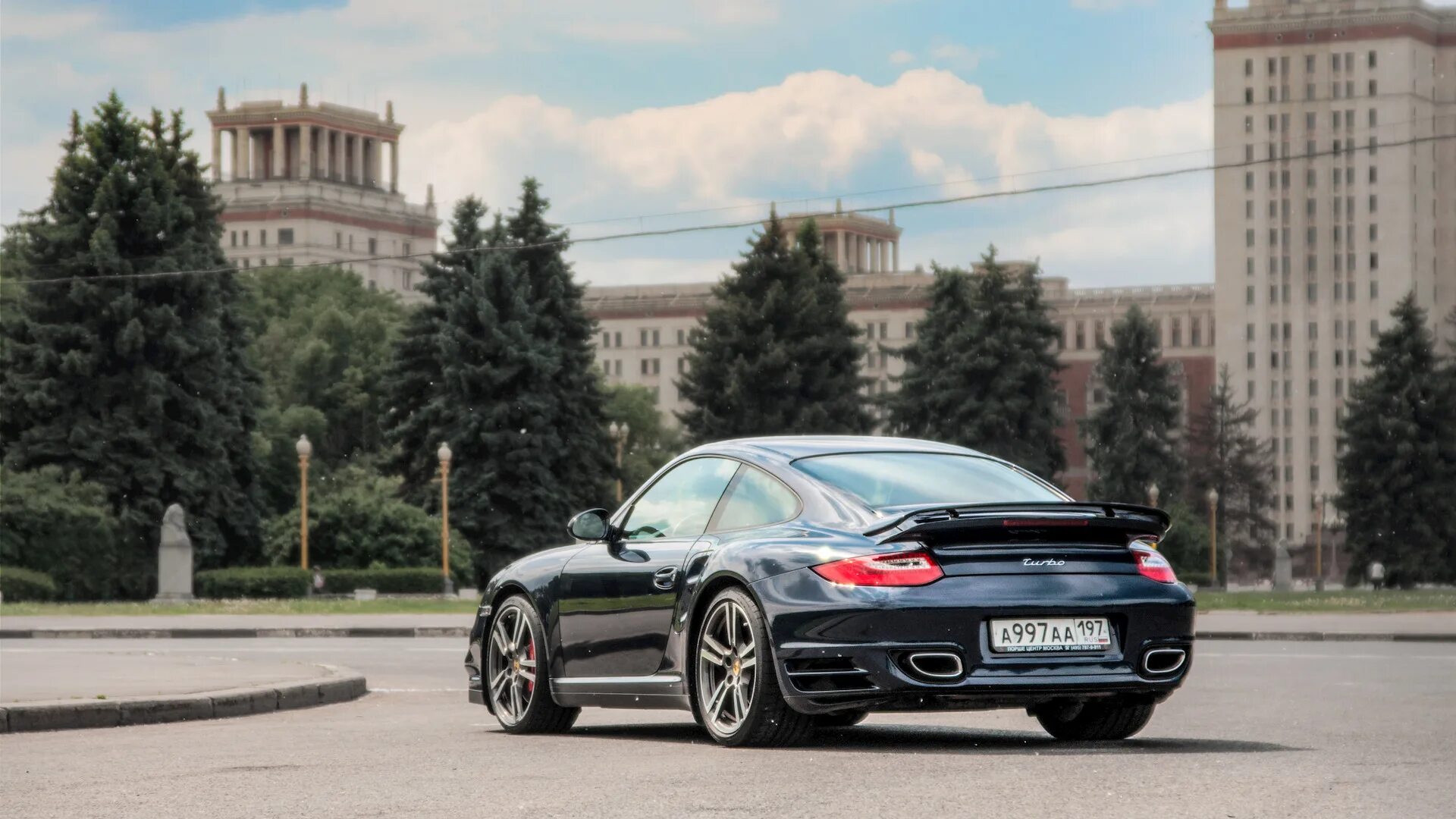 Порше 911 99. Porsche 911 москва. Porsche 911 moscow raceway. Машина порш с номером777. Порше 911 рто.