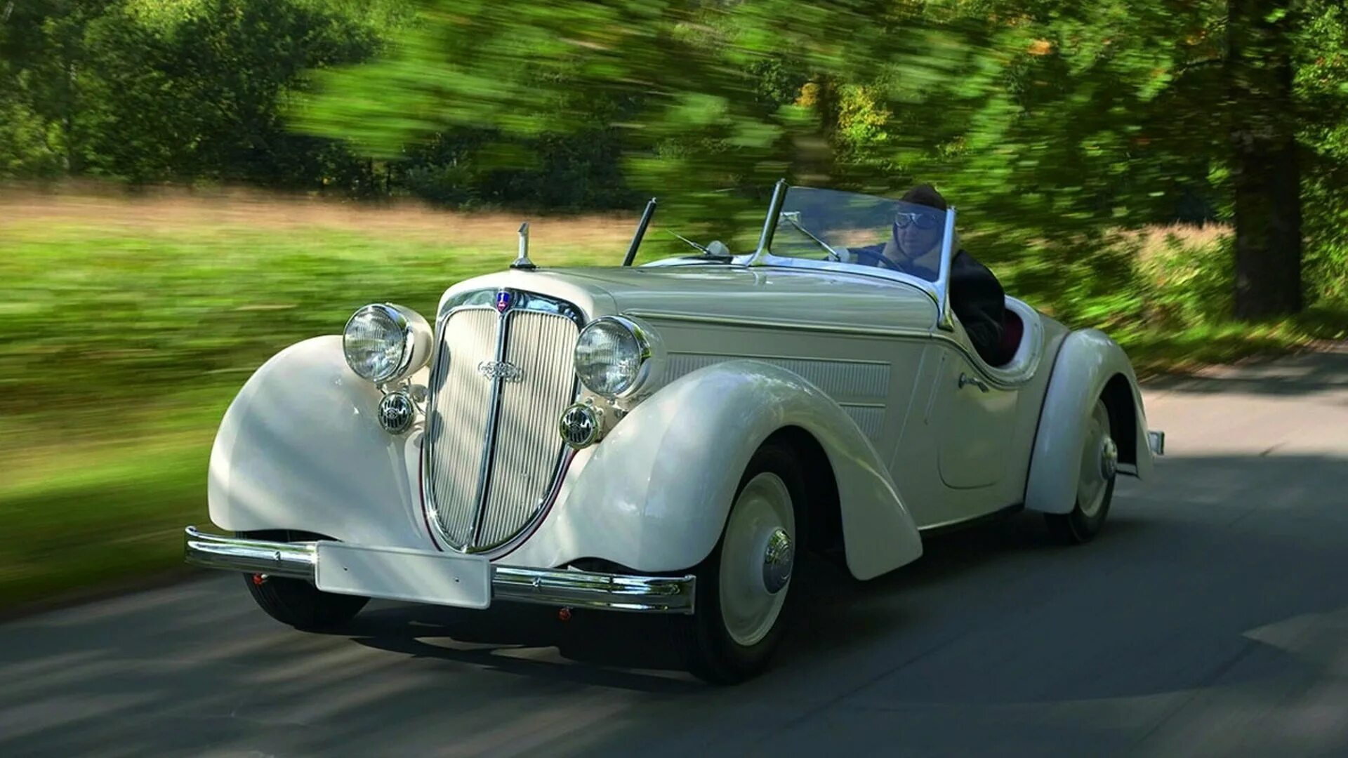 Первые немецкие автомобили. Audi Front 225 Roadster. Audi Front 225 Roadster 1935. Audi Front uw 220. Audi Front 225.