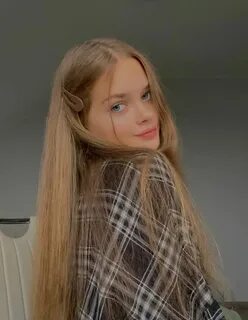 Настя 18