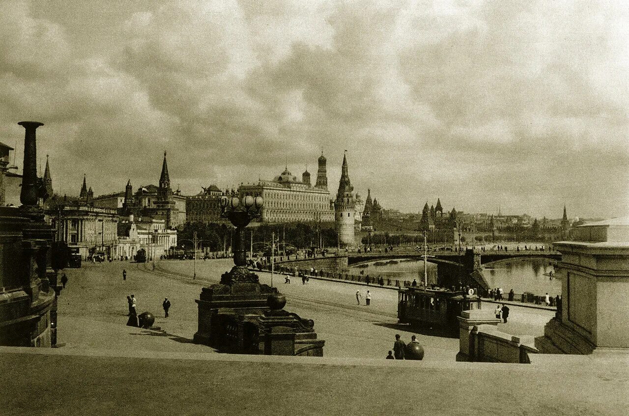 Начало хх в получило название. Москва 1920г Кремль. Москва 1920. Москва 1920 год. Москва 30х годов Кремль.