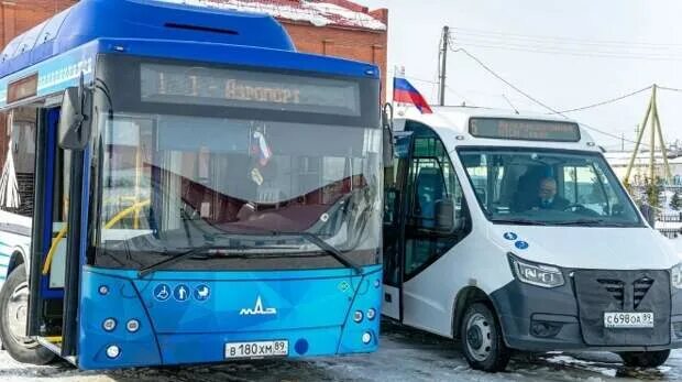 Автобусы Салехард. Русские автобусы. Автобус Ямал. Новые автобусы.