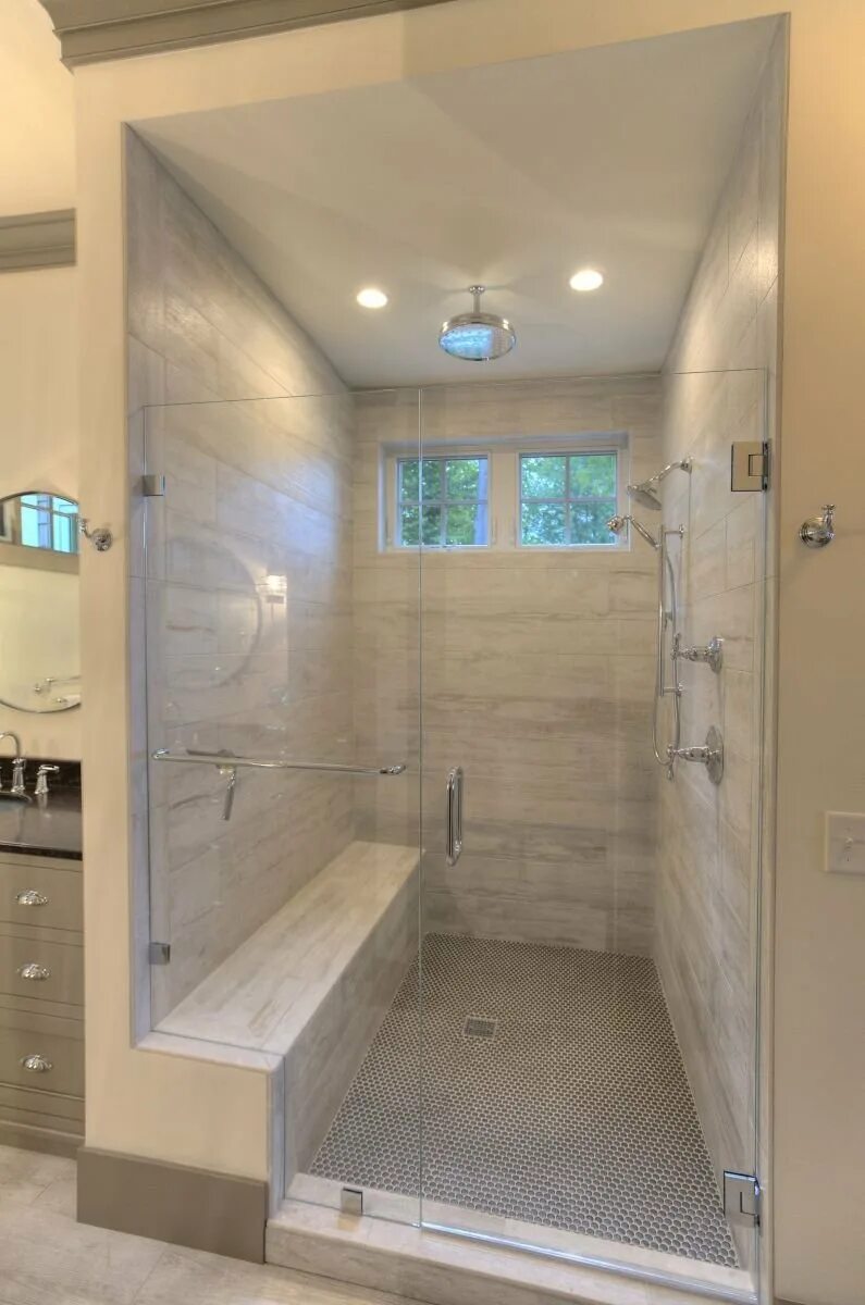 Теплые стены в душе. Milano Shower душевая кабина. Ванная комната с душем. Душевая в нише. Душевая со ступенькой.