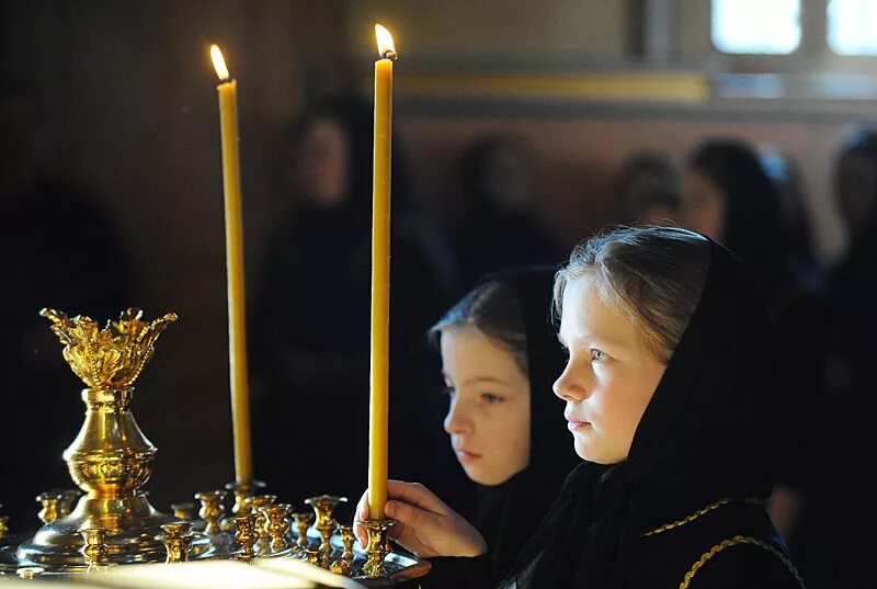 Литургия в алтаре. Канон андрея критского богослужение. Канон андрея критского в храме христа спасителя. Убранство храма в великий пост. Пост в церкви.