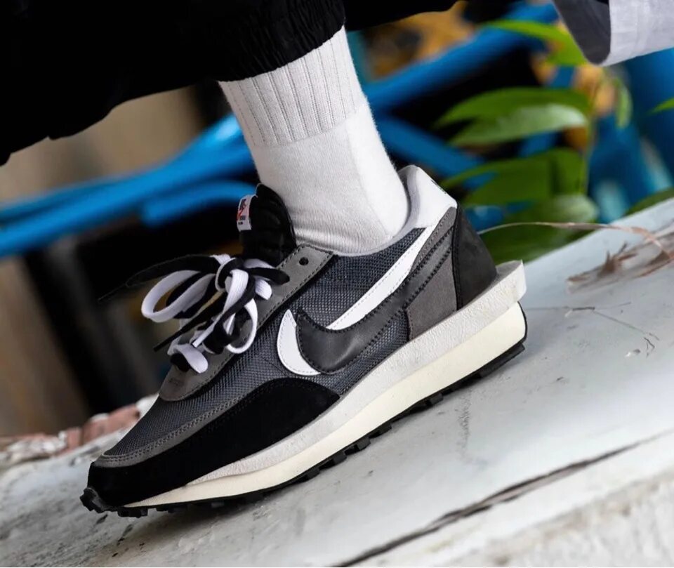 Nike Sacai Waffle Black. Nike Waffle one Sacai. Nike Sacai Waffle on feet. Nike LD Waffle Sacai on feet. Sacai x nike