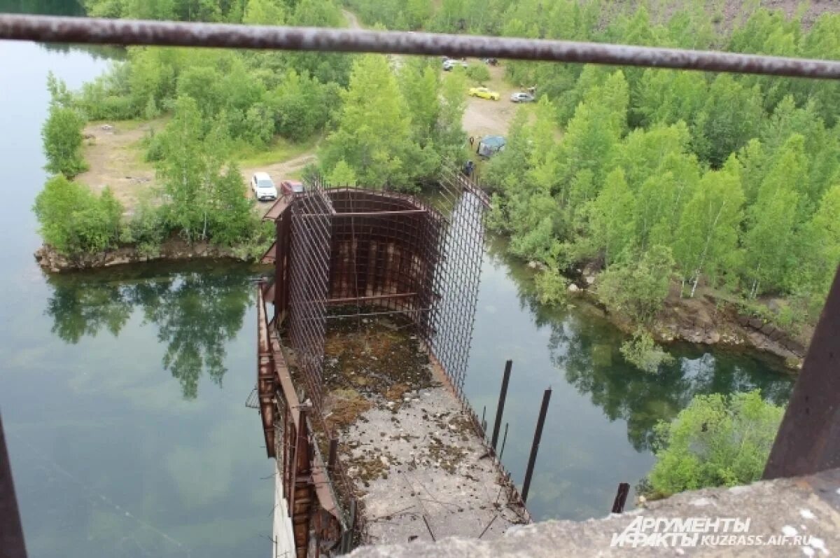 Зеленогорск гэс. Крапивинская гэс кемеровская область. Крапивинская гэс в кузбассе. Крапивинская гэс в кузбассе. Гэс кемерово.