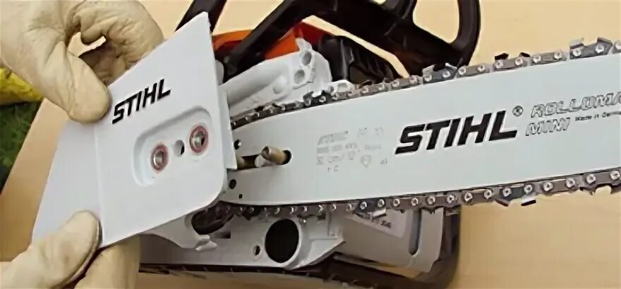 Монтаж штиль. Шина цепи Stihl 180. Цепь на штиль 250. Штиль 180 цепь направление. Цепь пильная для Stihl 180.