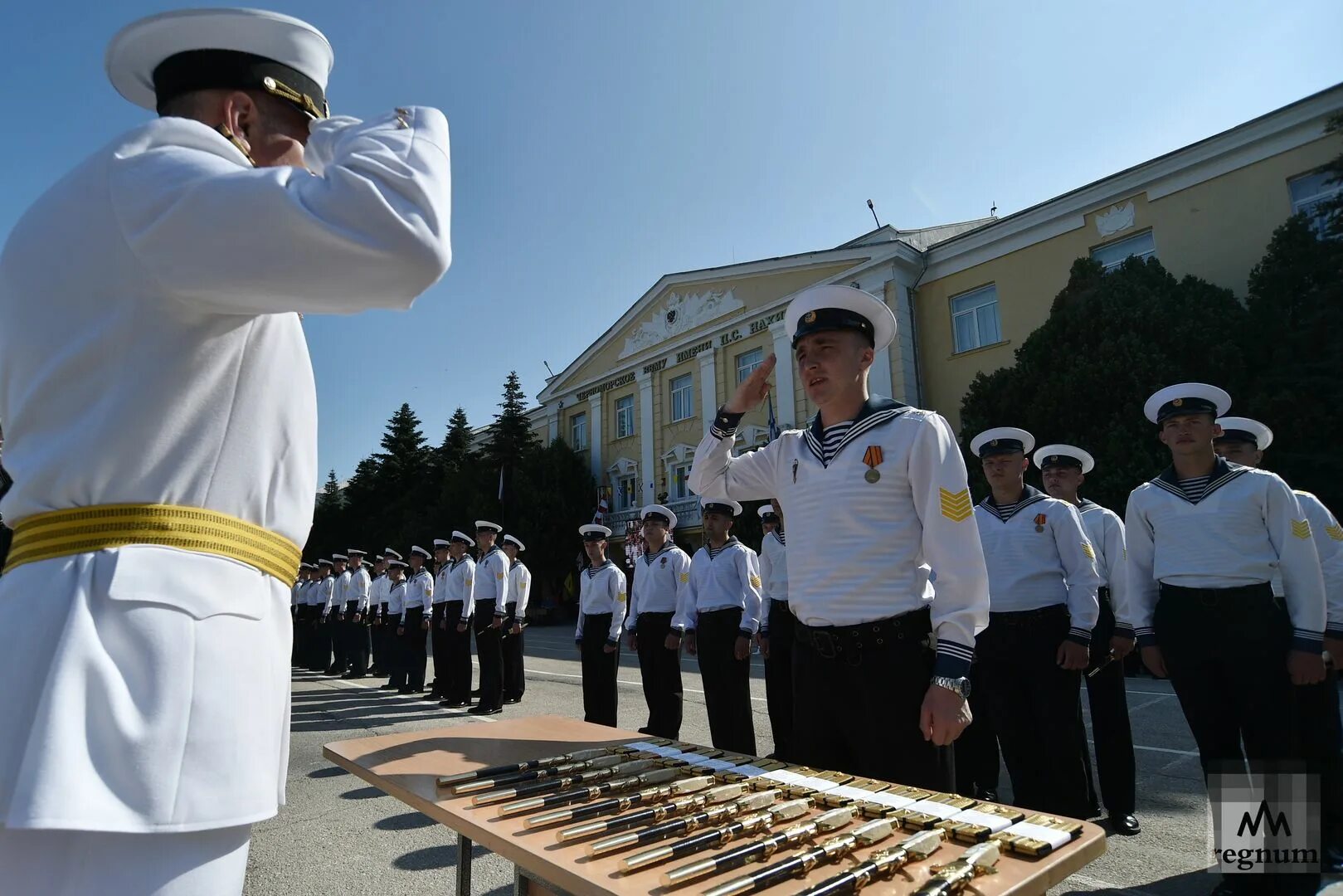 Самые последние новости севастополя. ЧВВМУ Нахимова. Выпуск ЧВВМУ 2022. ЧВВМУ им Нахимова в Севастополе. Выпуск ЧВВМУ 2022 Севастополь.