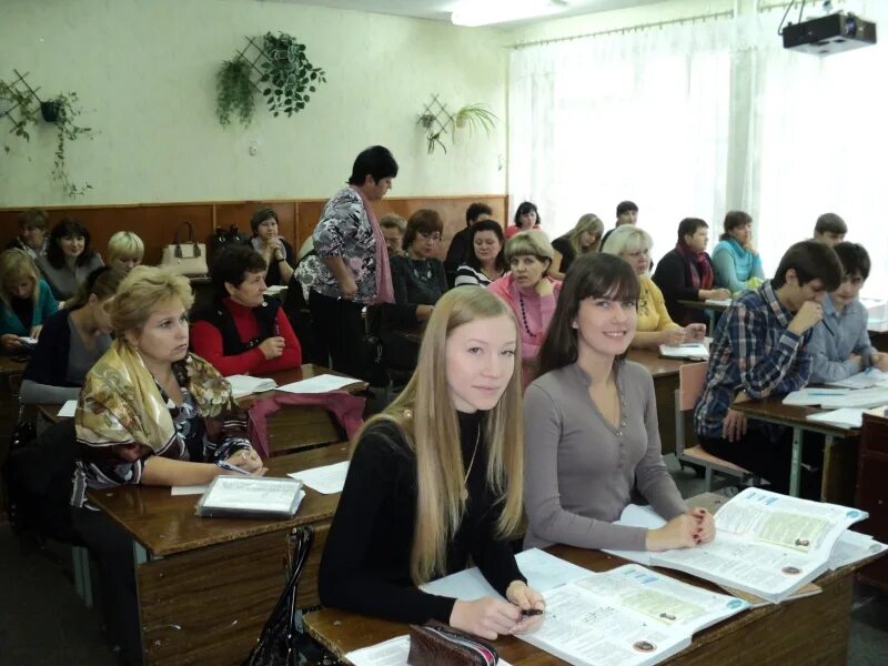 Семинар преподавателей. Преподаватели английского языка в Кулешовской школе. РИМЦ Ува фото.