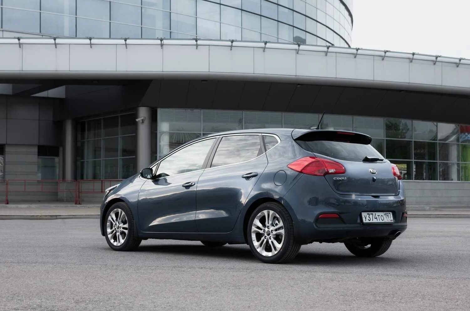 Kia Ceed 2012. Киа СИД хэтчбек 2015. Kia Ceed 2012 хэтчбек. Kia Ceed 2. Сид рейтинг