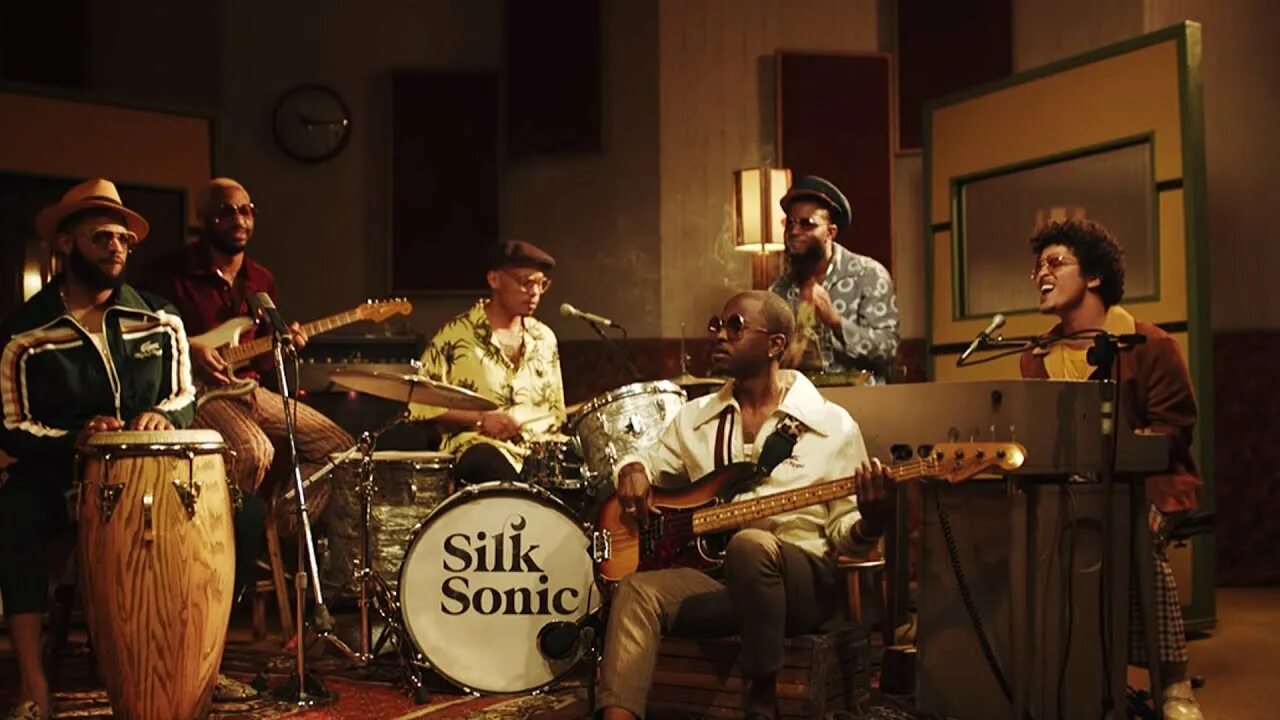 Silk sonic leave. Bruno mars, anderson .paak, silk sonic - leave the door open. bruno mars, anderson .paak, silk sonic - an evening with silk sonic. silk sonic leave the door open. leave the door open bruno mars.