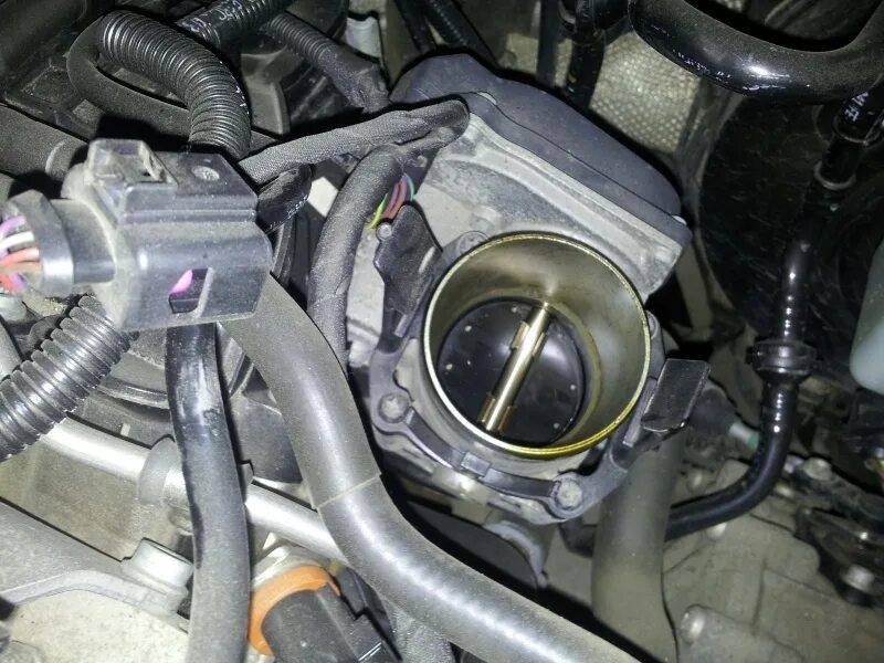 Адаптация заслонок шкода а7. Дроссель шкода 1.8 турбо.