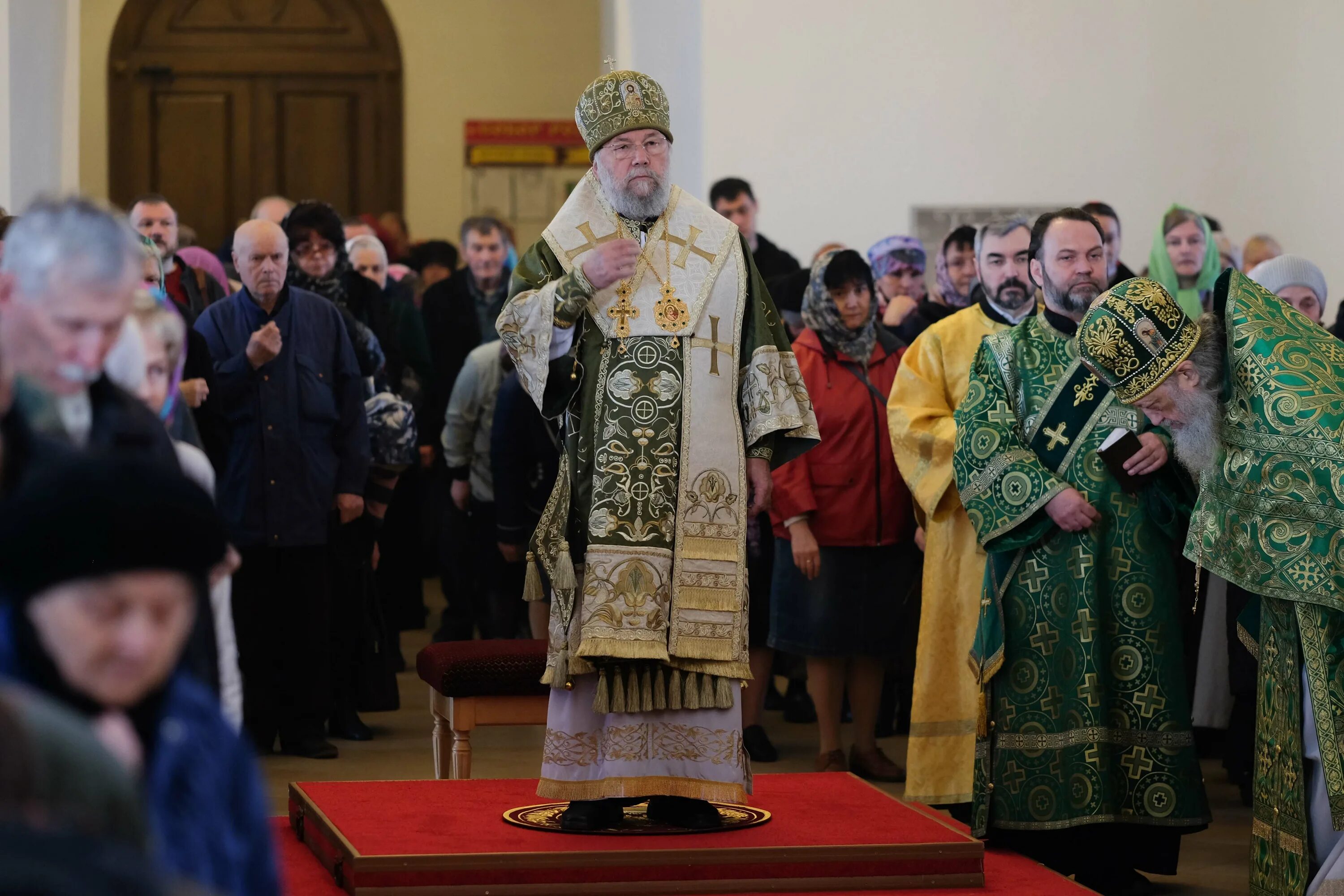 Распоряжение епархии. Александровская епархия. Александровская епархия документы. Выставка Преосвященного епископа Иннокентия.