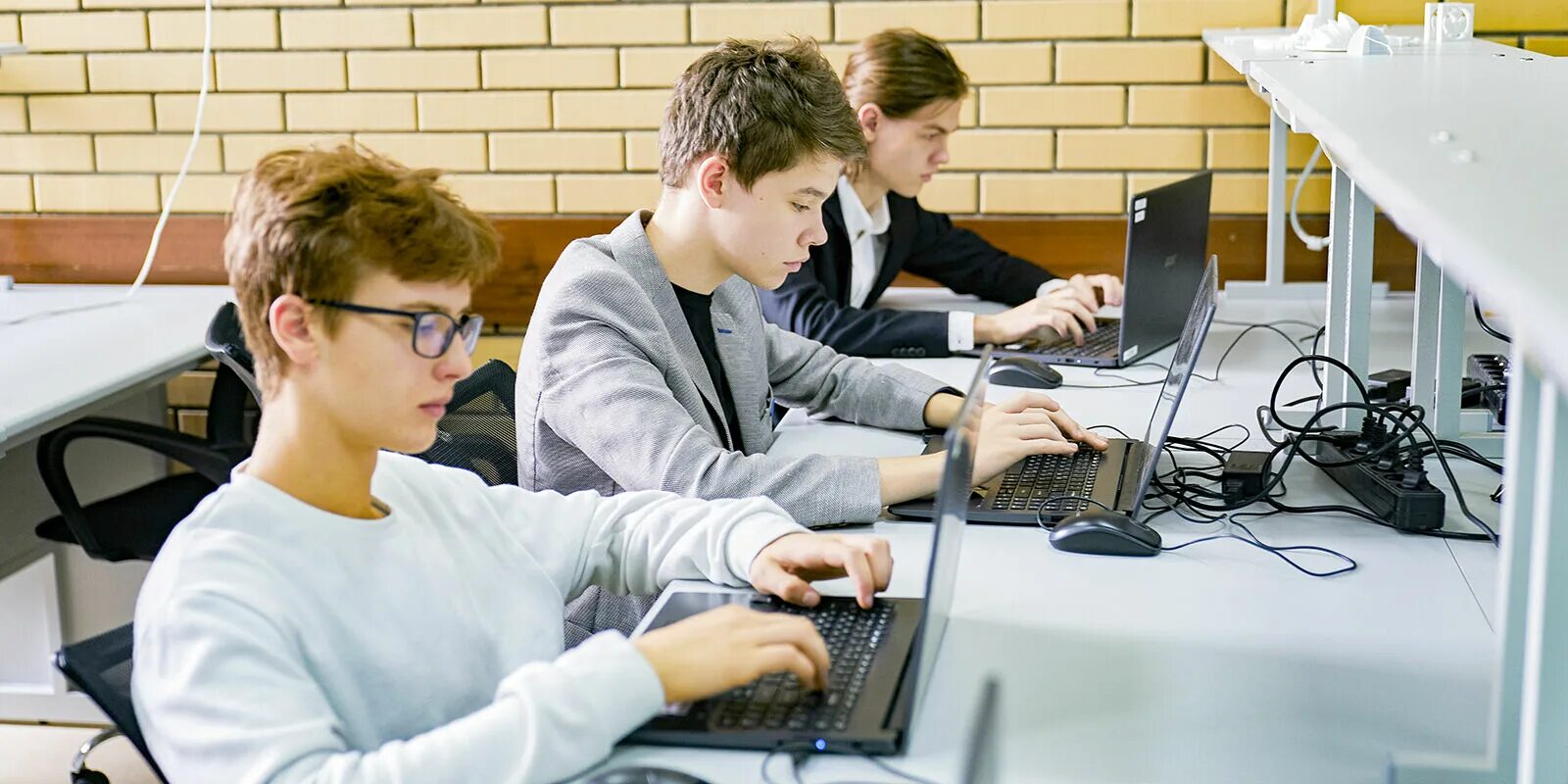 Изучение информатики 11 класс