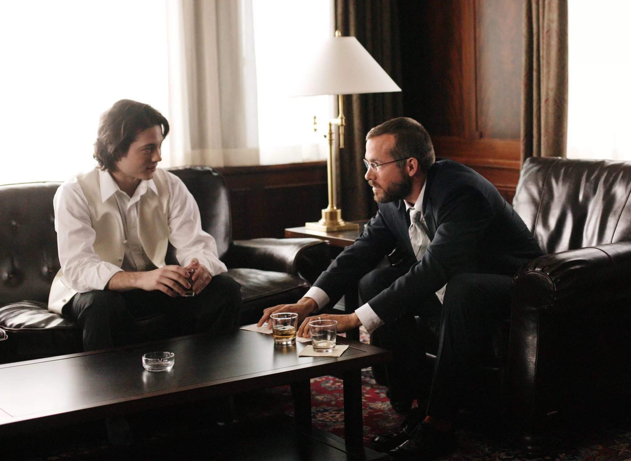 Хаос 2007. Райан рейнольдс теория хаоса. Хаос фильм 2007. Теория хаоса (chaos theory). Райан рейнольдс теория хаоса.