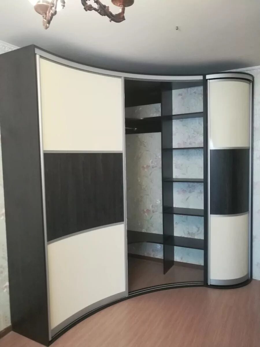 Большие шкафы угловые в комнату
