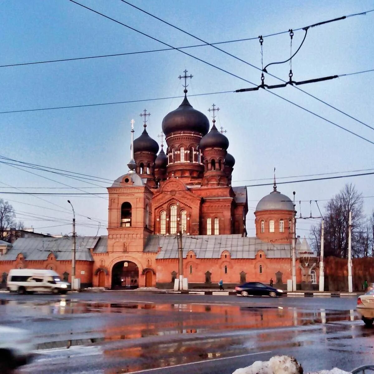 Иваново фото города достопримечательности. Свято-Введенский монастырь Иваново. Иваново город Введенский женский монастырь. Свято Введенский храм в Иваново. Иваново храм Введенский монастырь.