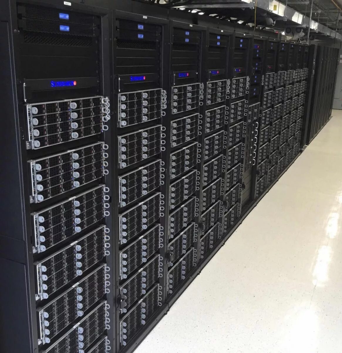 Суперкомпьютер устройство. Суперкомпьютер (supercomputer). суперкомпьютер ломоносов. суперкомпьютер мгу ломоносов-2. dojo суперкомпьютер.