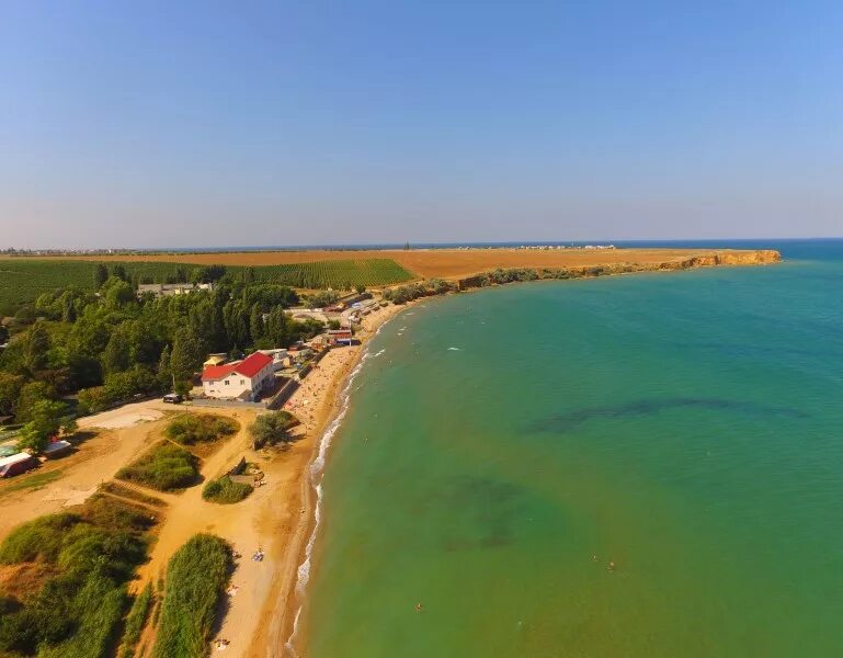 Погода угловое бахчисарайский крым. Село угловое Бахчисарайский район. Село угловое Бахчисарайский район пляж. Село угловое Севастополь. Угловое Бахчисарайский район пляж.