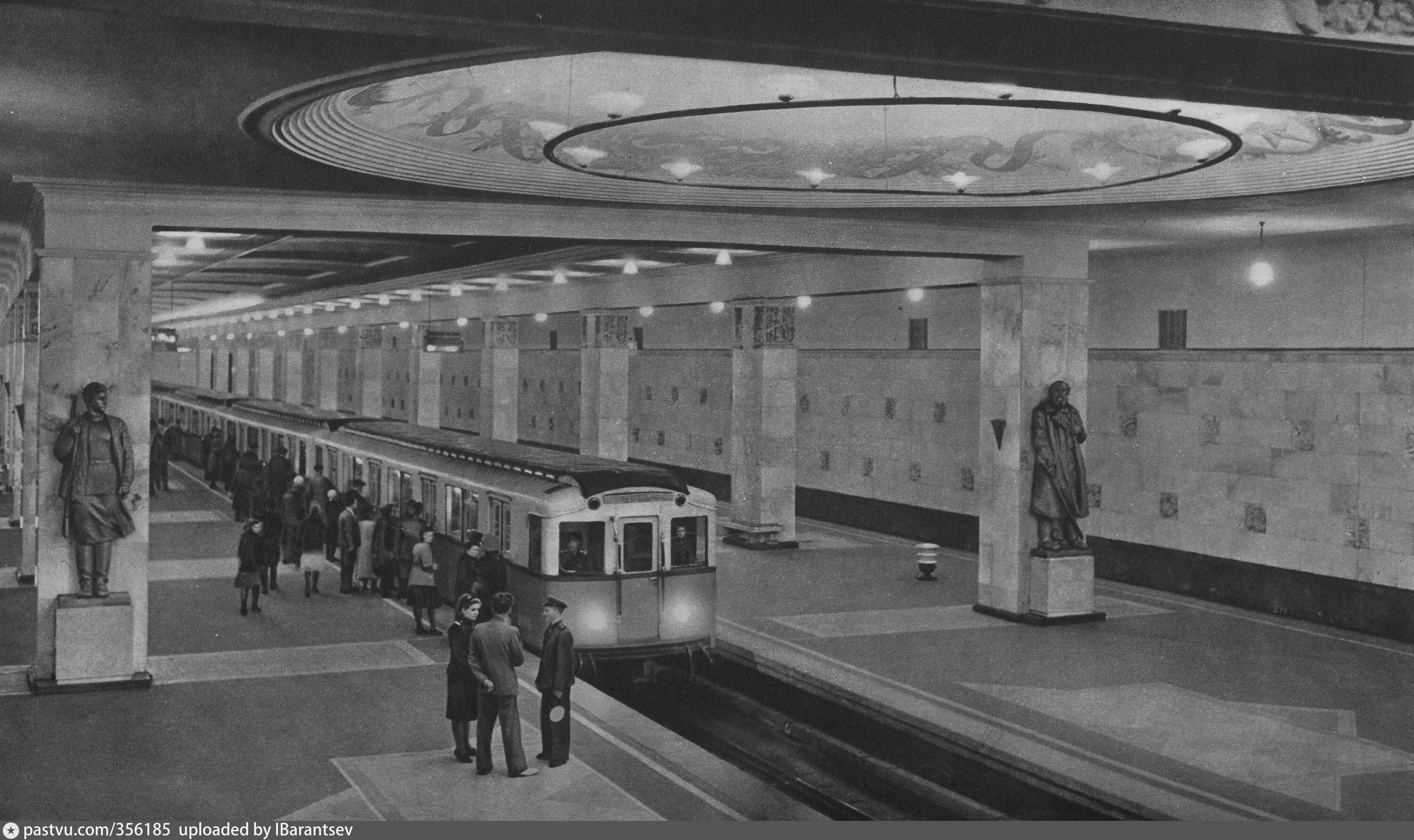 File:Izmaylovskaya.jpg - Wikipedia