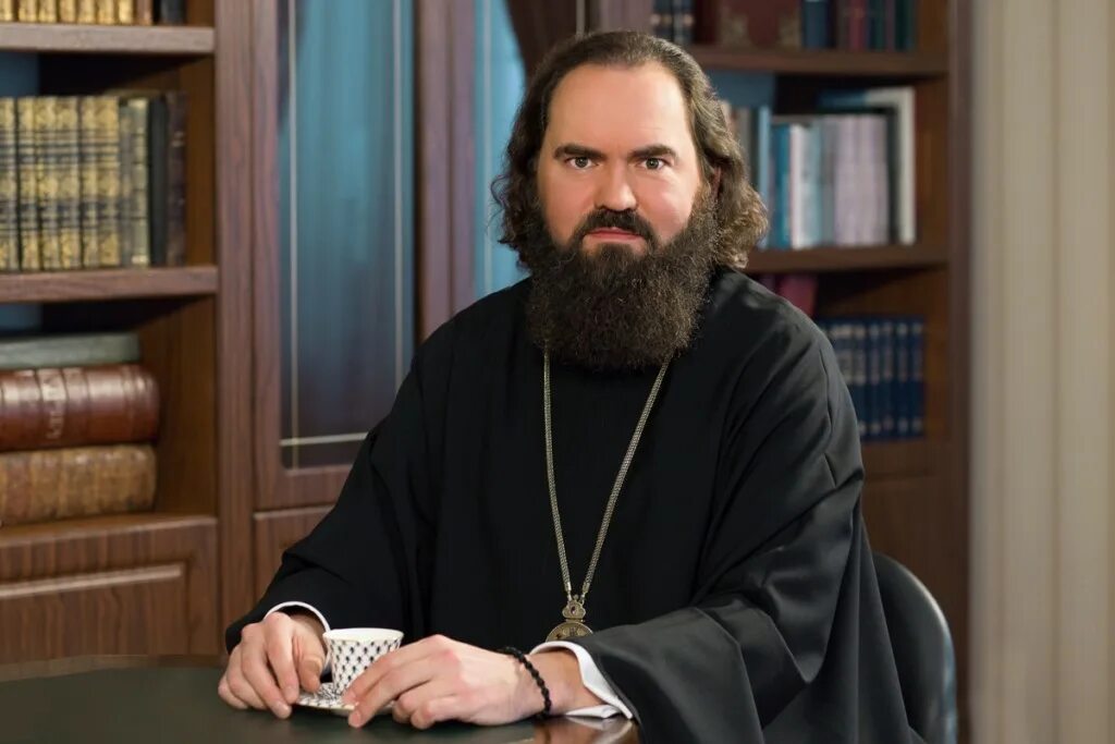 Иерей николай долгов. Диакон владимир шевелев. Алексей долгов священник. Священники вятской епархии. Алексей есипов священник.