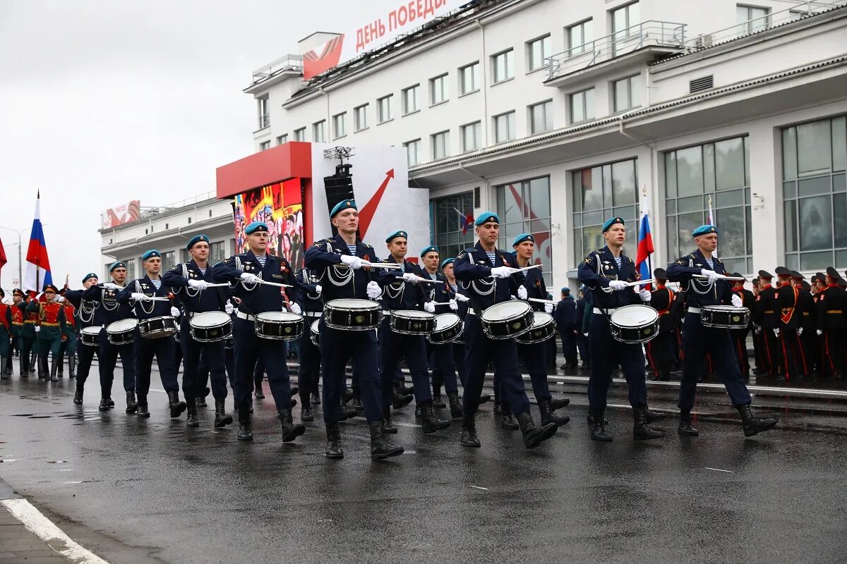 Парад Нижний Новгород 2022. Парад Победы 2022 в Нижнем Новгороде. 9 Мая Нижний Новгород 2022. Парад Победы в Великом Новгороде. 9 мая в нижнем новгороде