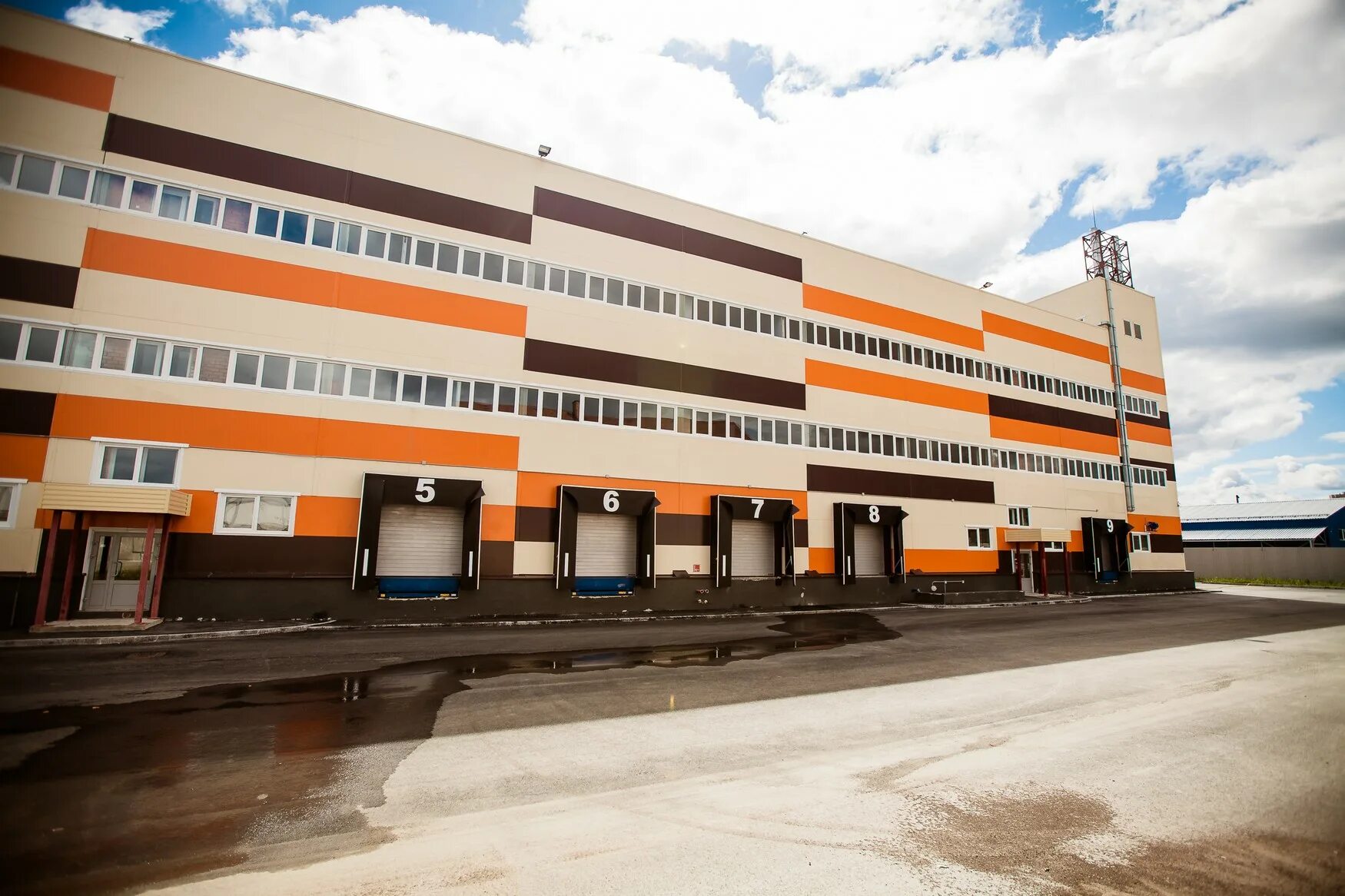 екатеринбург ул. монтажников 8/1. монтажников 8 екатеринбург. тиера складской комплекс. монтажников 8 тюмень.