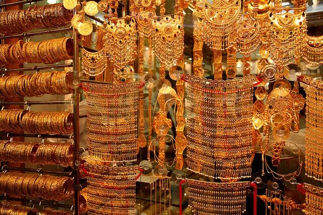 абу даби сувениры. эмираты подарки. сувениры из арабских эмиратов. эмираты подарки. сувениры из эмиратов.